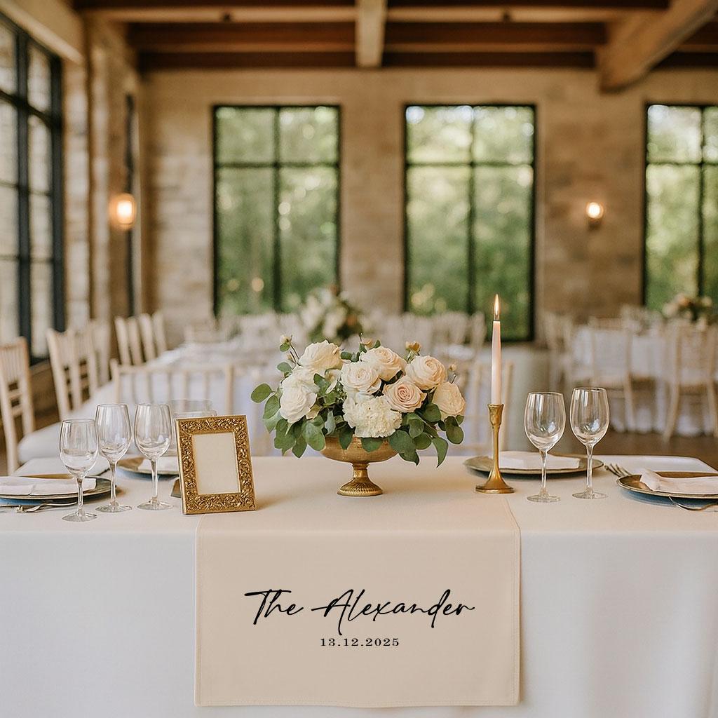 Luxury Wedding Table Decor, Personalized Family Name Table Runner, Custom Linen Wedding Banner, Elegant Reception Decoration, Table Sign